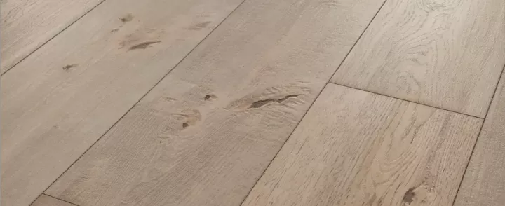 Laminate-Embossed in Register Med Laminate - Embossed Med | Columbus Carpet